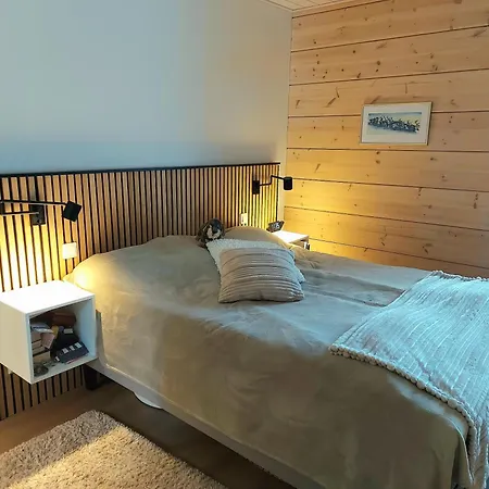 Polar Star Kaetkae Vista * Levi