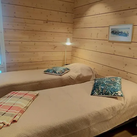 Polar Star Kaetkae Vista * Levi